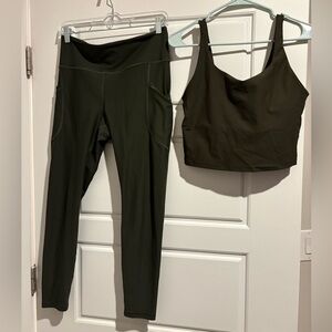 Old Navy PowerSoft Workout Set
